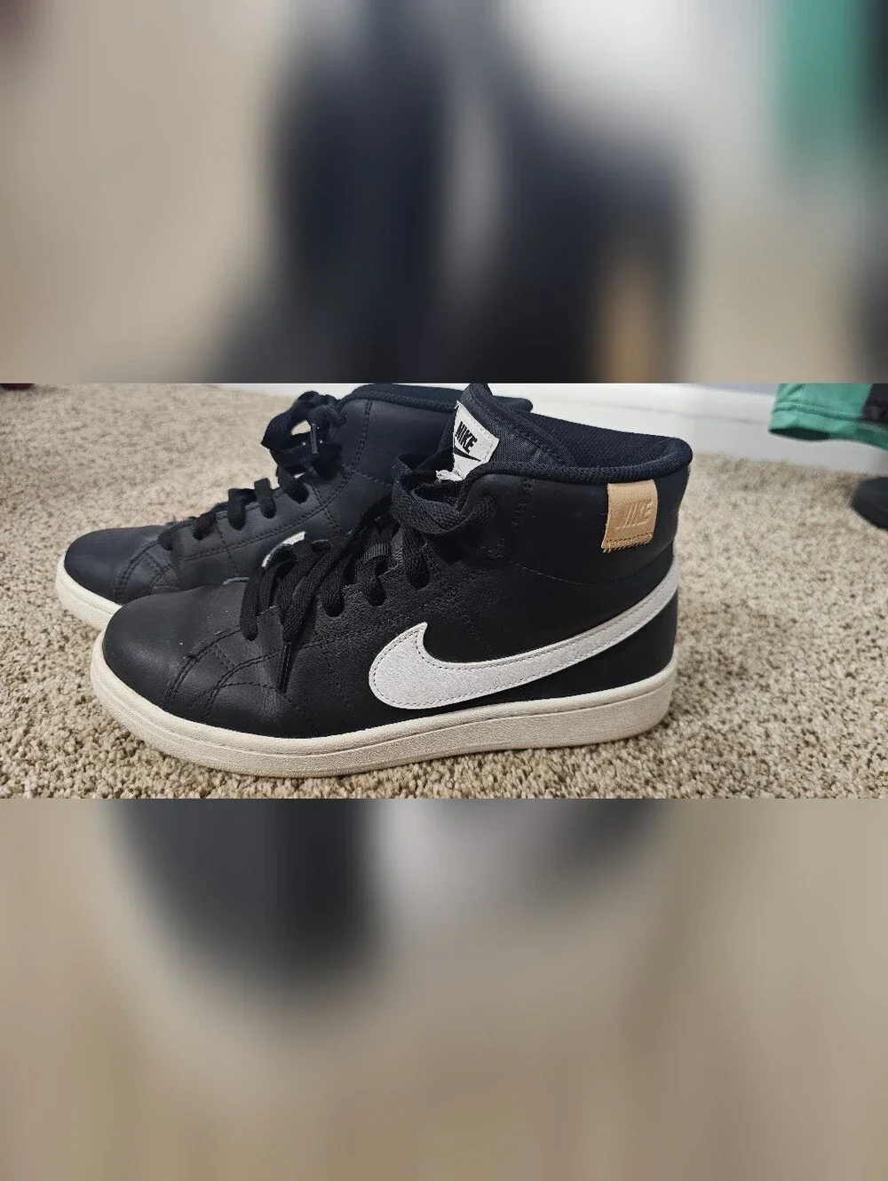 Nike Court Royale 2 Mid